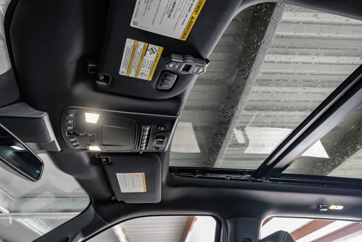 Used 2021 Ford F450 Platinum w/ FX4 Off-Road Package image 21