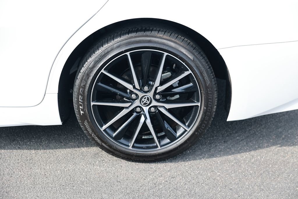 Used 2024 Toyota Camry SE image 10