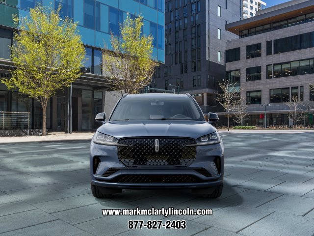 New 2027 Lincoln Aviator Black Label w/ Jet Appearance Package AWD/4WD image 3