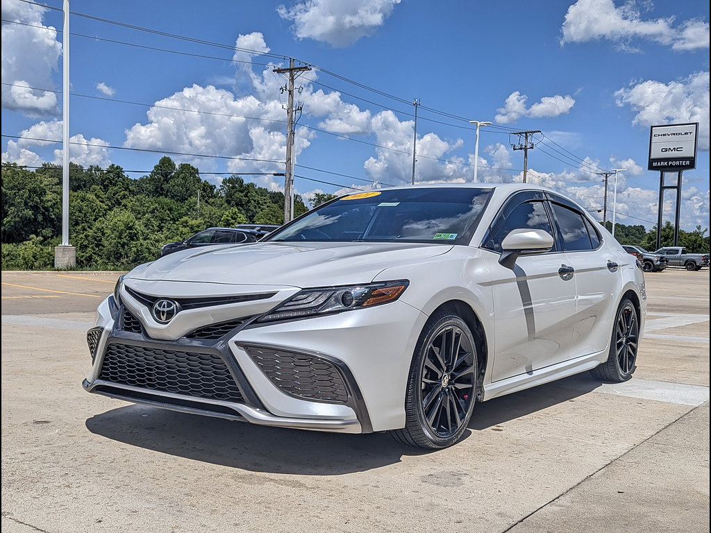 Used 2021 Toyota Camry XSE AWD/4WD image 1