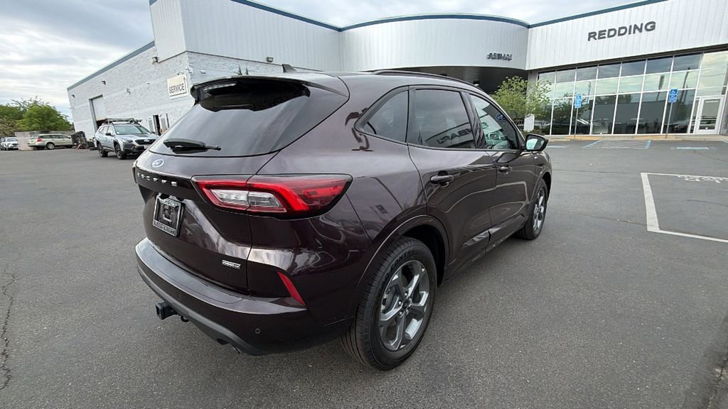 Used 2023 Ford Escape ST-Line Select w/ Tech Pack #2 image 4
