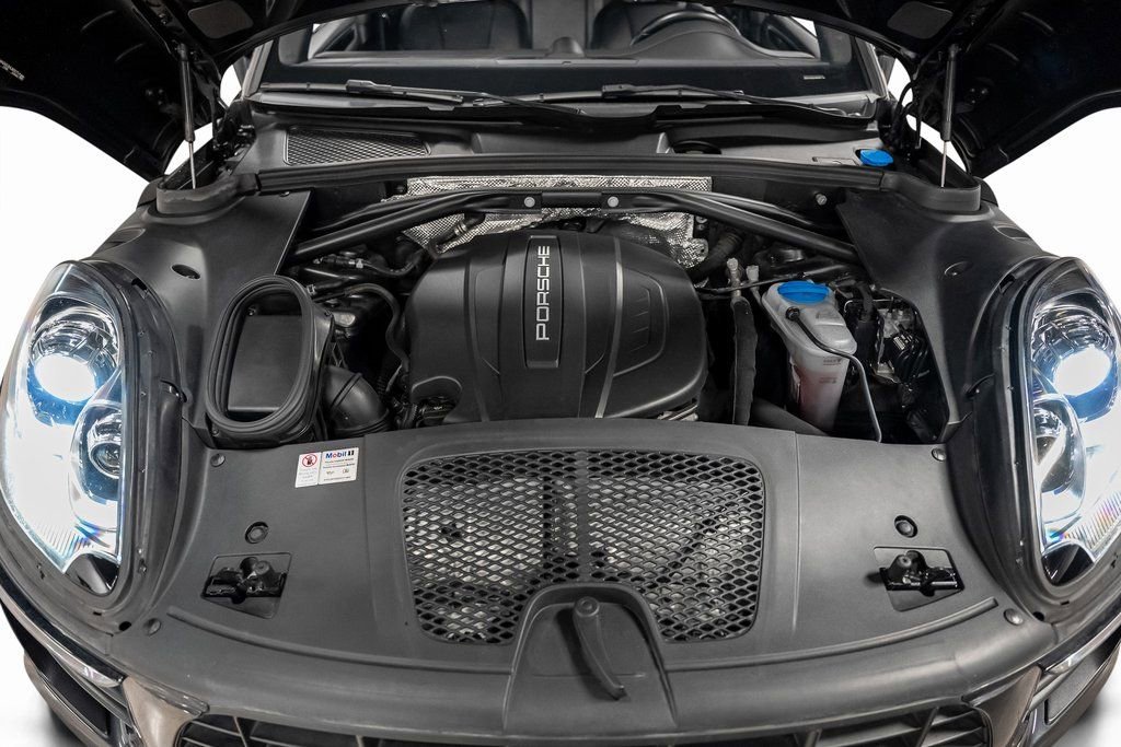 Used 2017 Porsche Macan image 58