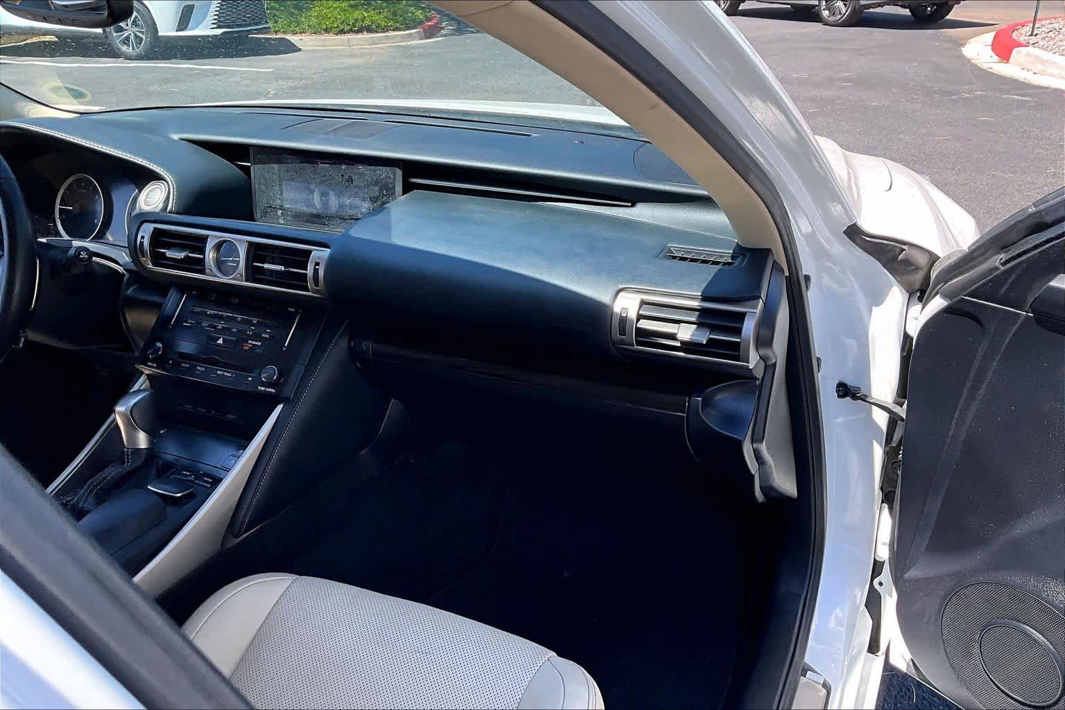 Used 2014 Lexus IS 250 w/ Luxury Package w/Brown Wood RWD image 17