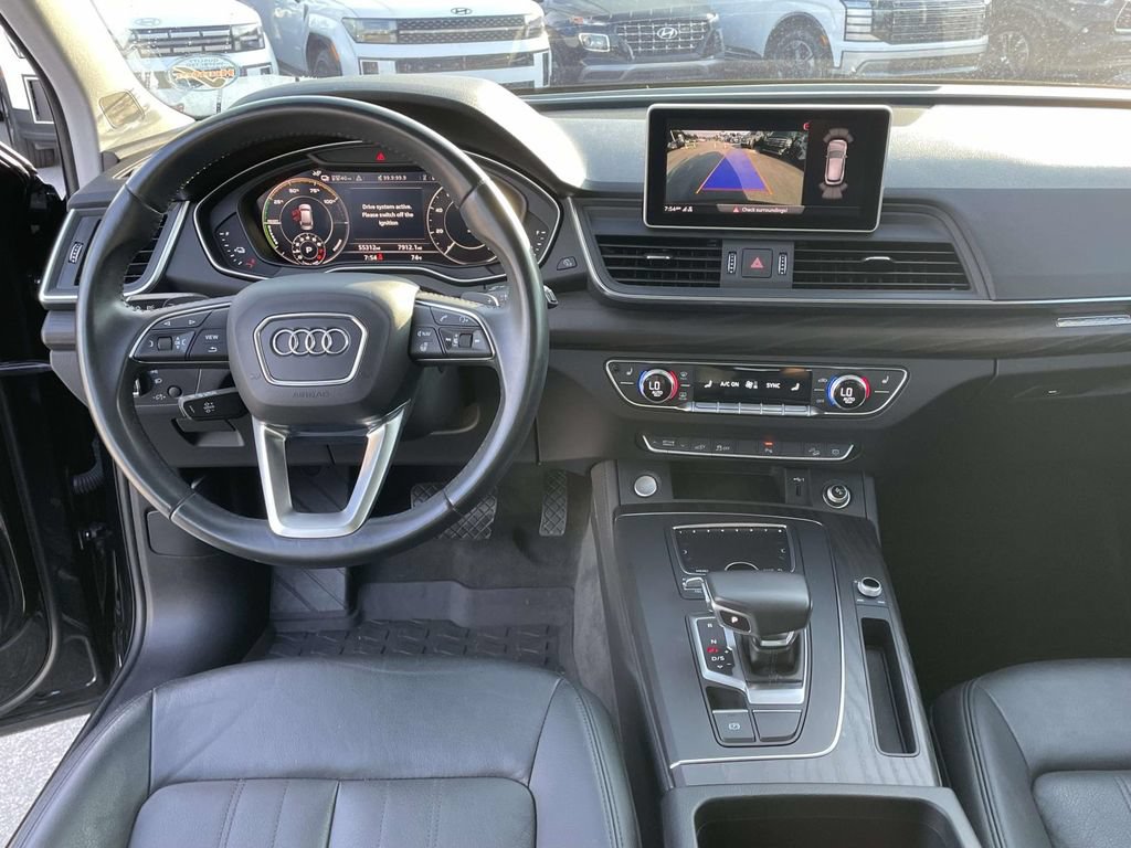 Used 2020 Audi Q5 e Premium Plus AWD/4WD image 4