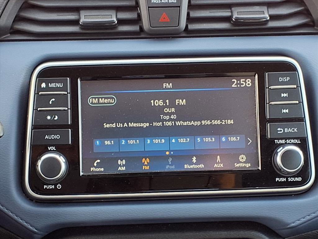 Used 2023 Nissan Versa SV image 14