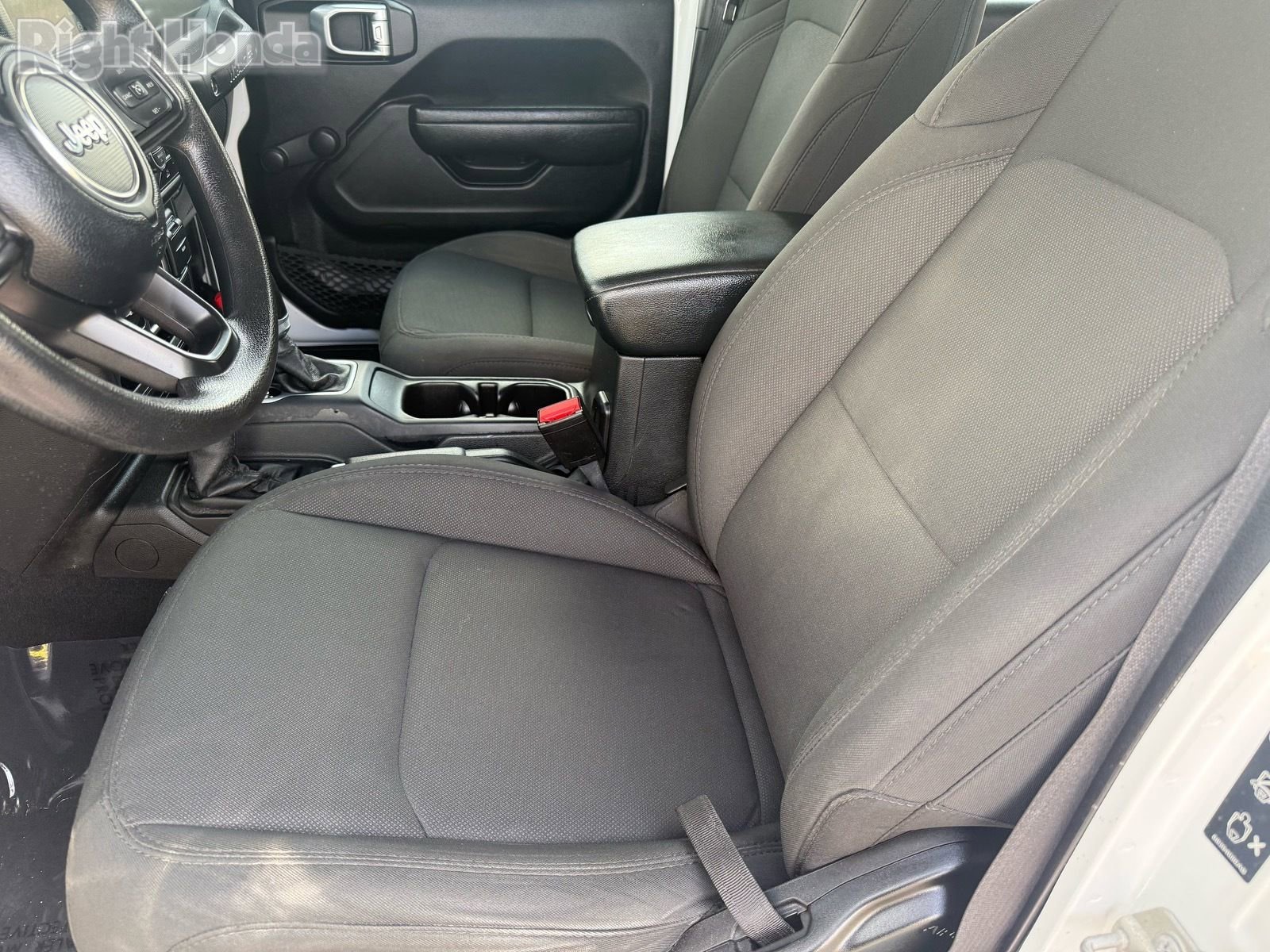 Used 2023 Jeep Wrangler Sport image 13