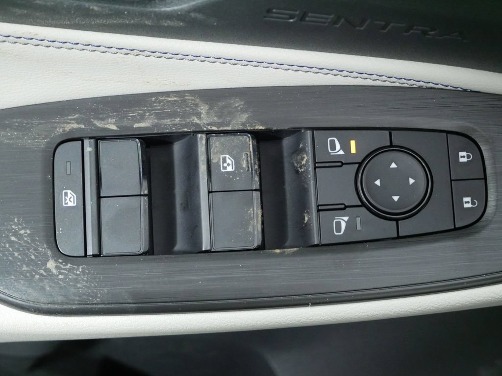 New 2026 Nissan Sentra SL w/ Floor Mat Package FWD image 21