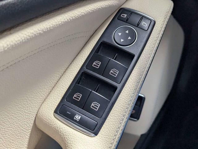 Used 2019 Mercedes-Benz CLA 250 image 16