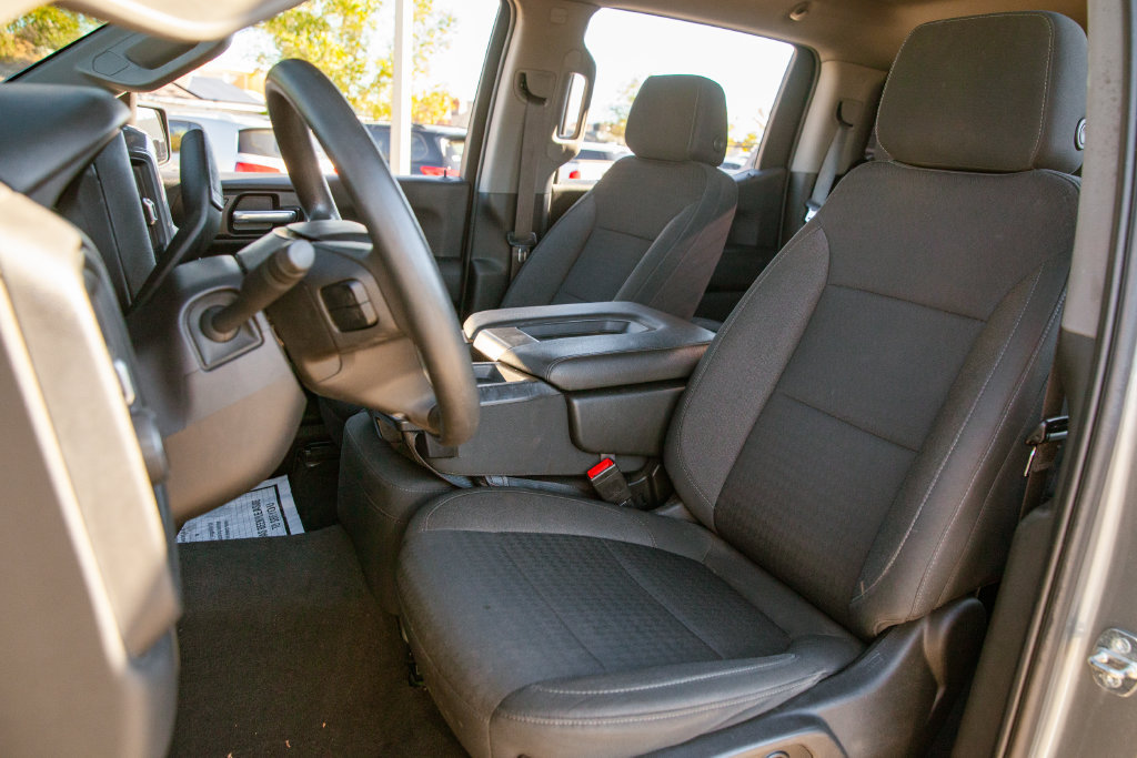 Used 2022 Chevrolet Silverado 1500 Custom w/ Safety Confidence Package RWD image 13