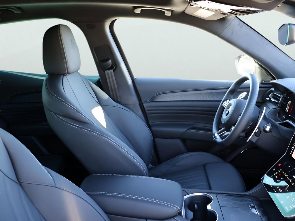 New 2026 Maserati Grecale Modena image 11