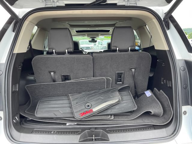 Used 2020 GMC Acadia Denali w/ LPO, 'HIT The Road' Package AWD/4WD image 28