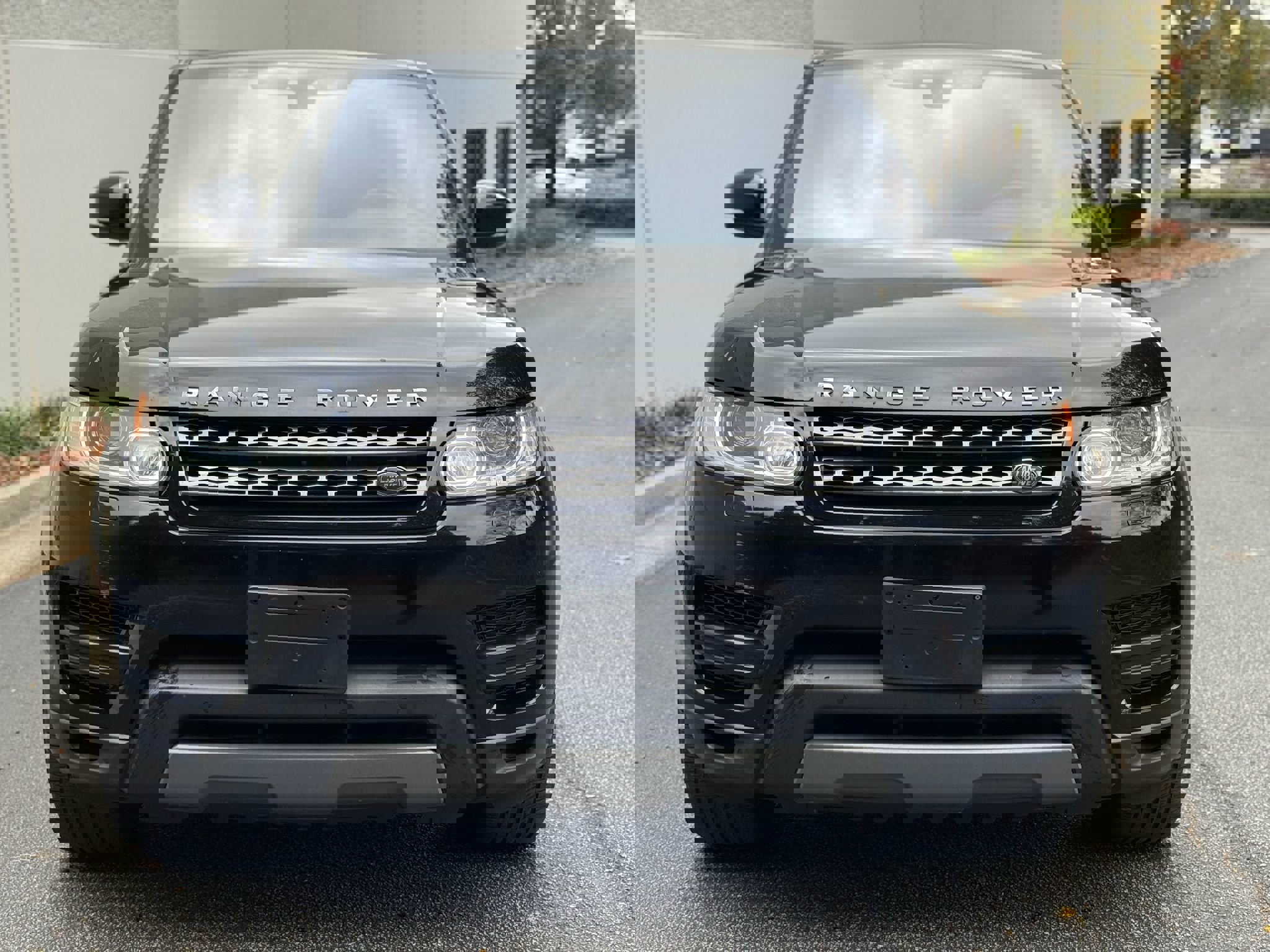 Used 2017 Land Rover Range Rover Sport SE image 10