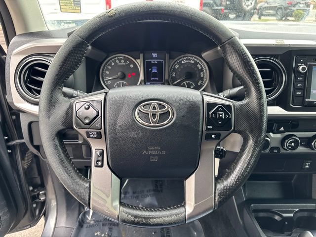 Used 2017 Toyota Tacoma TRD Off-Road AWD/4WD image 21