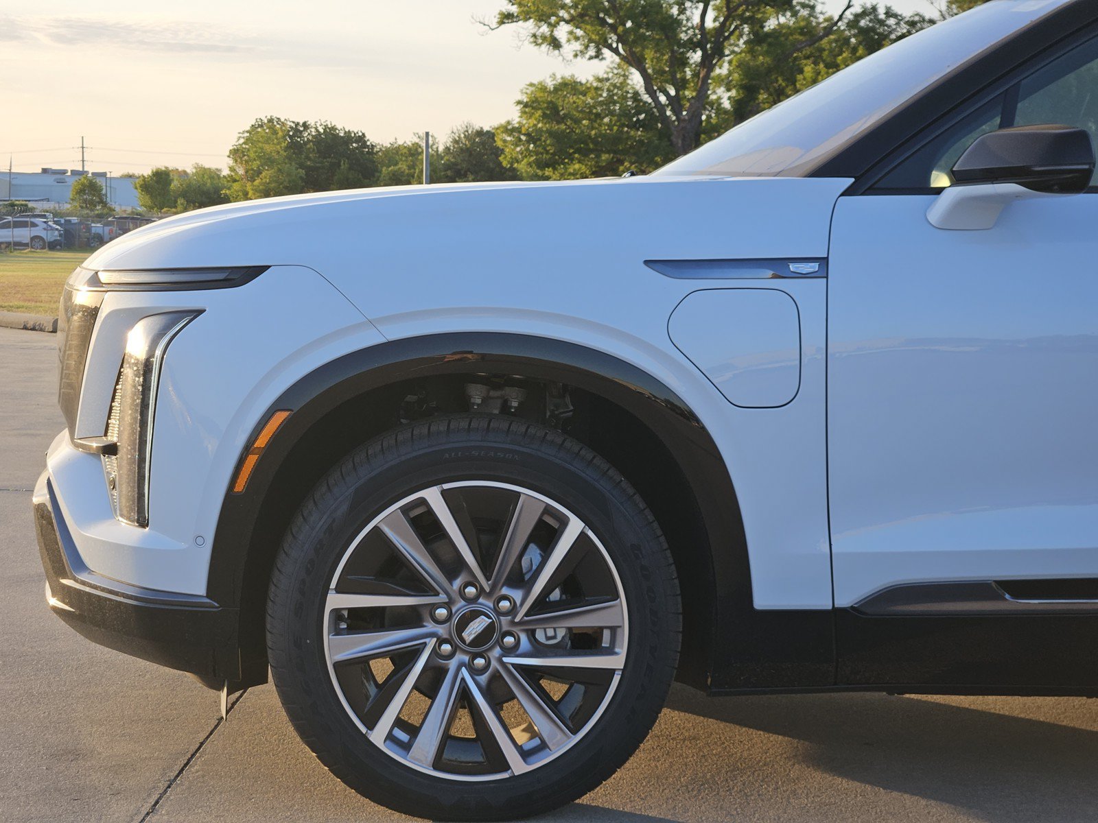 New 2027 Cadillac Vistiq Sport AWD/4WD image 6