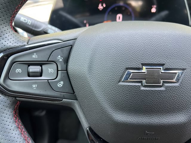 Used 2025 Chevrolet Trax RS w/ Driver Confidence Package FWD image 29
