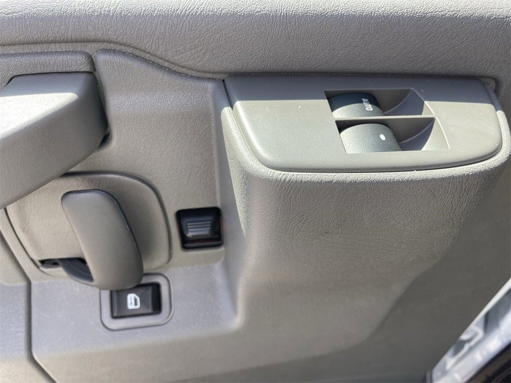 New 2025 Chevrolet Express 3500 w/ Power Convenience Package image 8