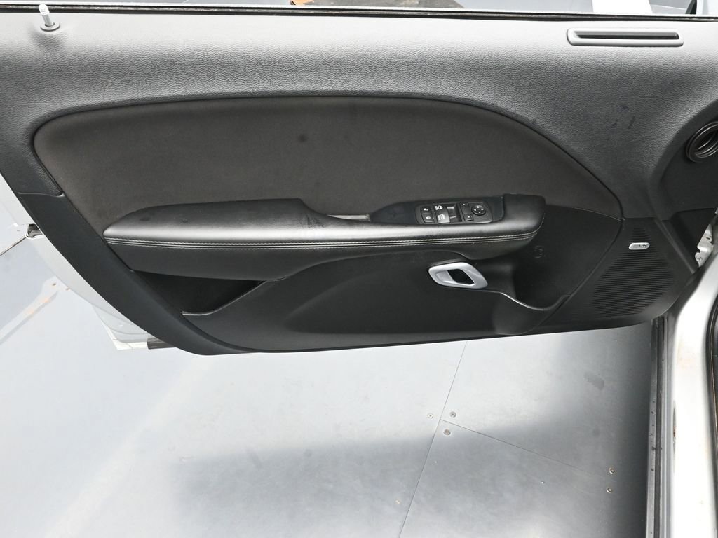 Used 2023 Dodge Challenger R/T w/ Performance Handling Group image 30