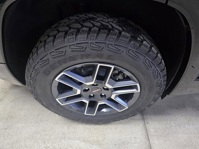 New 2026 GMC Terrain AT4 AWD/4WD image 8
