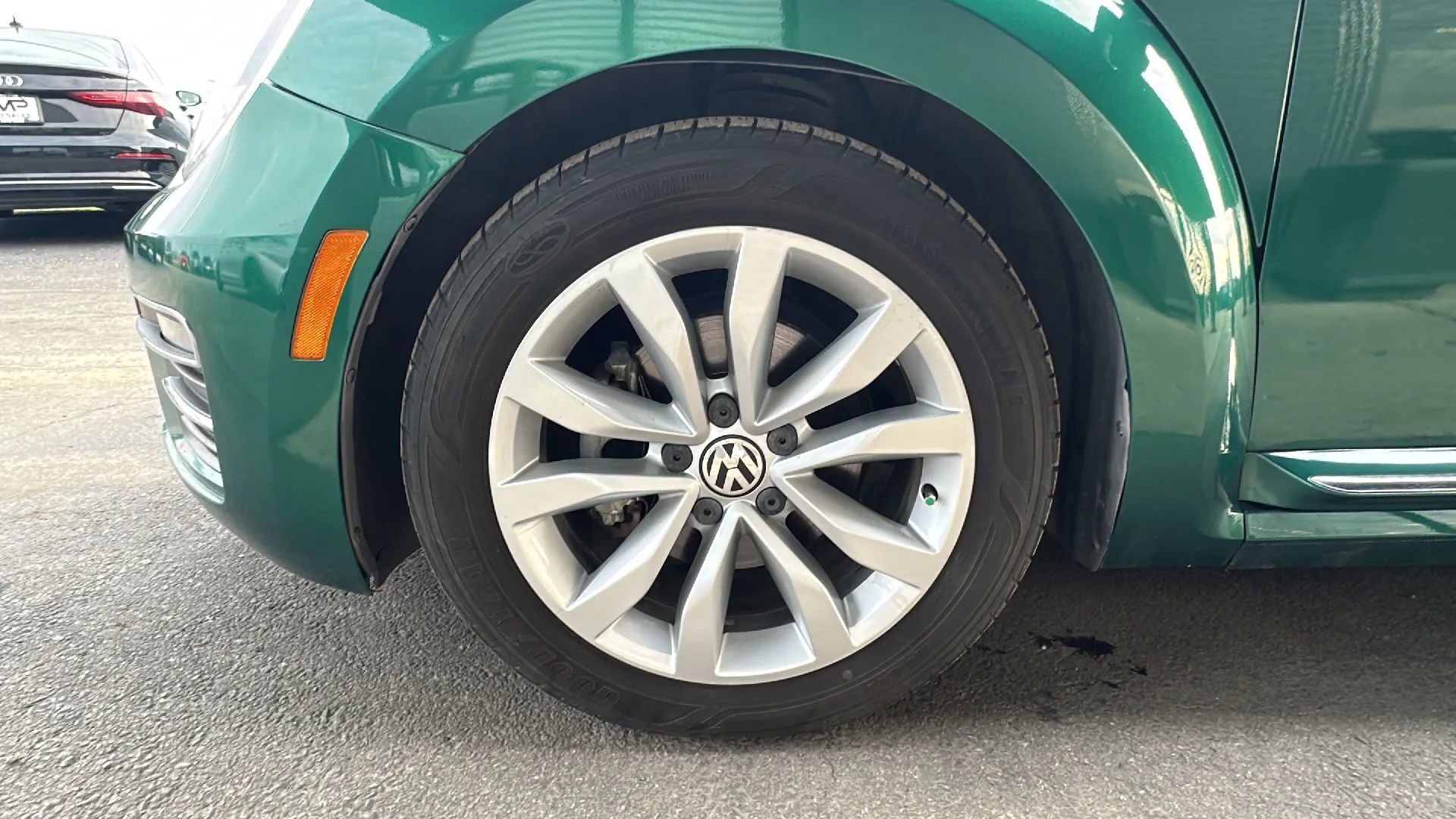 Used 2017 Volkswagen Beetle 1.8T Classic image 8