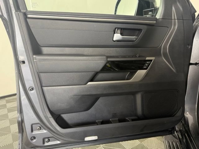 Used 2023 Toyota Sequoia Limited w/ Tow Technology Package AWD/4WD image 28