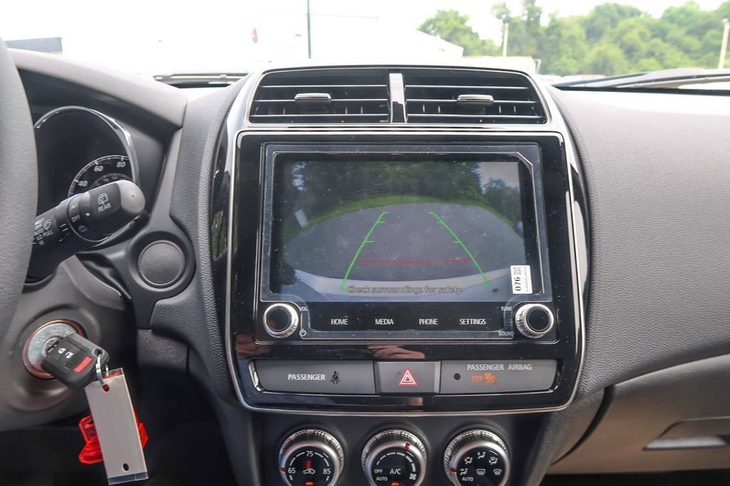 Used 2025 Mitsubishi Outlander Sport AWD image 30