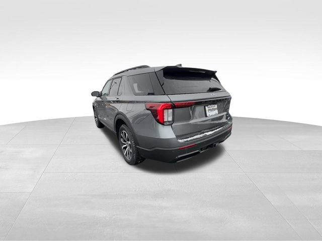 Used 2025 Ford Explorer ST-Line image 8