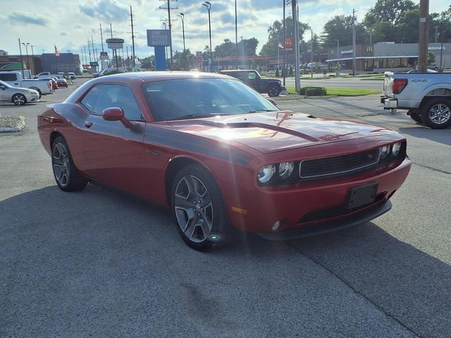 Used 2012 Dodge Challenger R/T RWD image 24