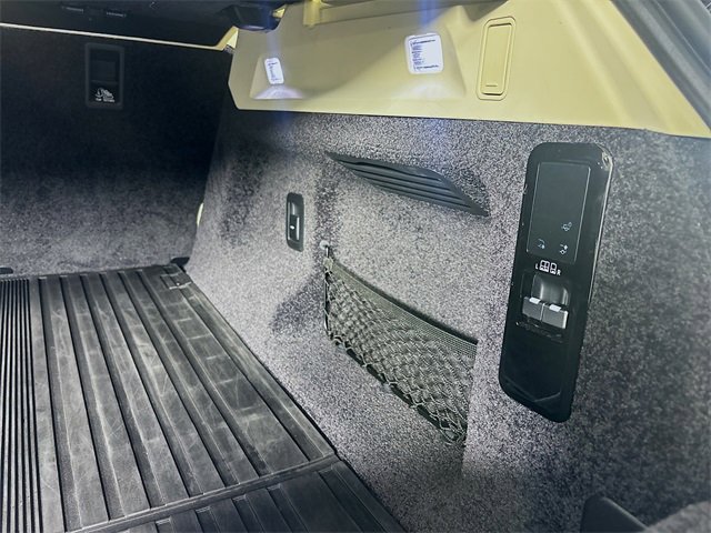 Certified 2023 Land Rover Range Rover SE image 27