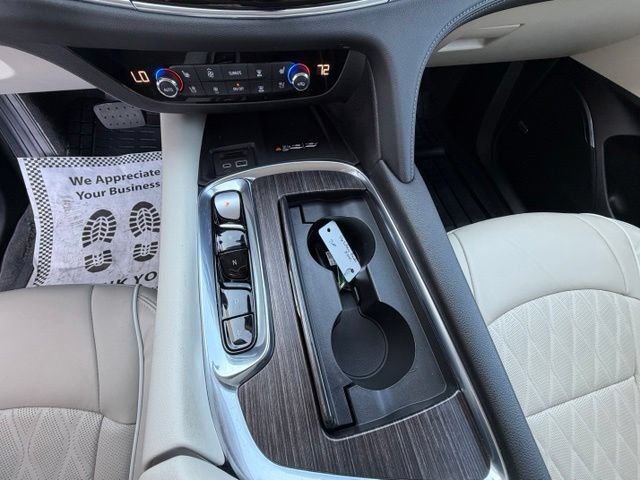 Used 2022 Buick Enclave Avenir w/ Avenir Technology Package FWD image 14