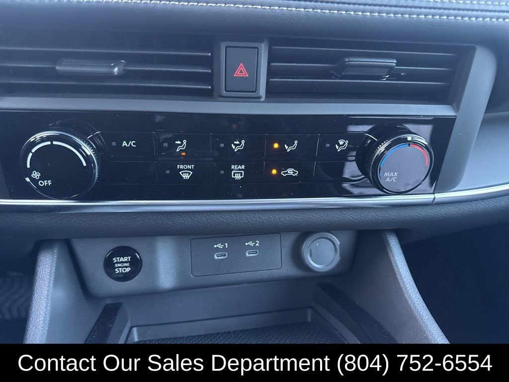 Used 2025 Nissan Rogue S image 21