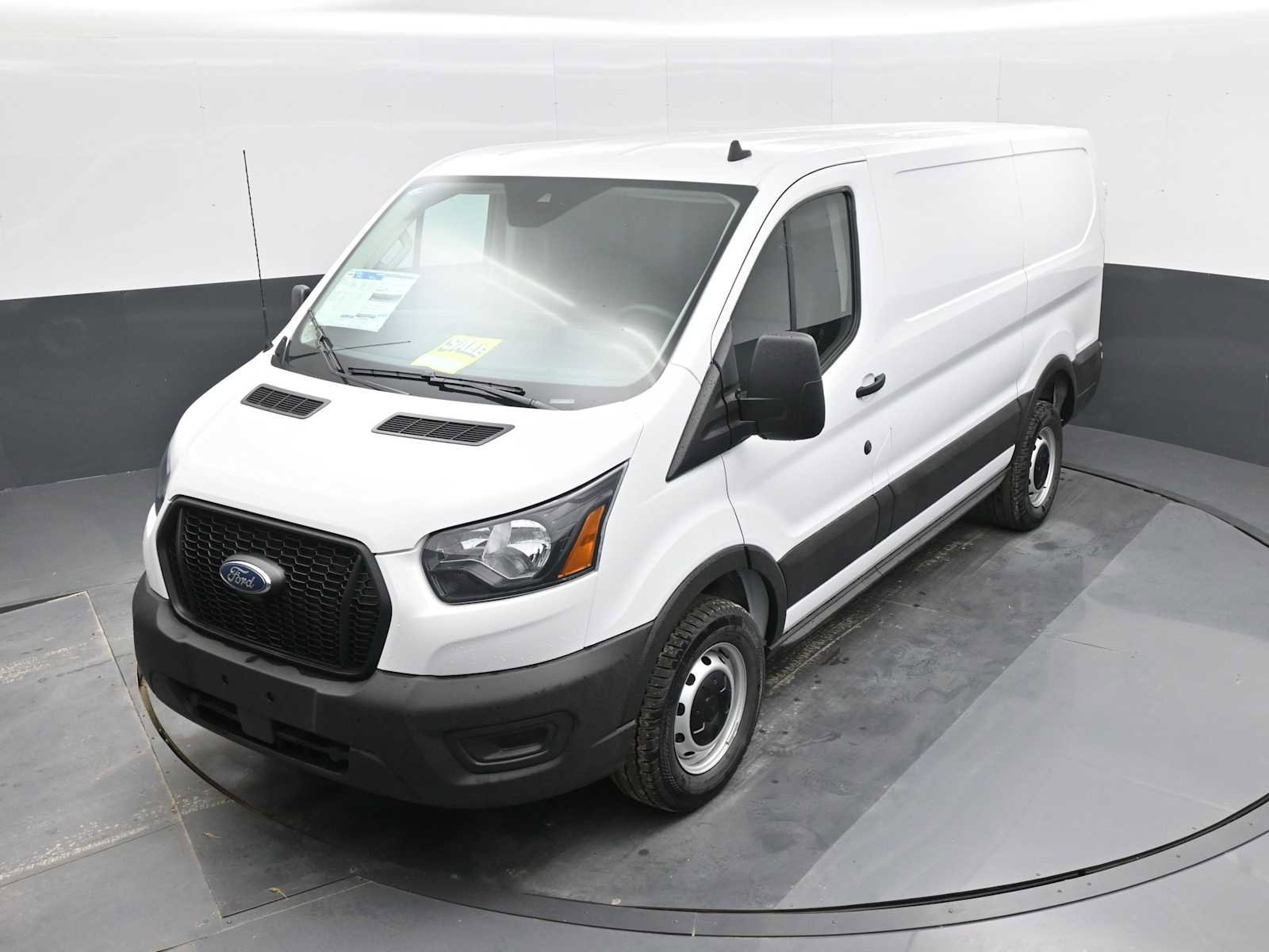 New 2024 Ford Transit 250 148 Medium Roof image 24