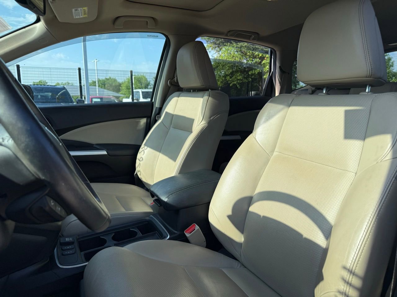 Used 2016 Honda CR-V Touring image 11