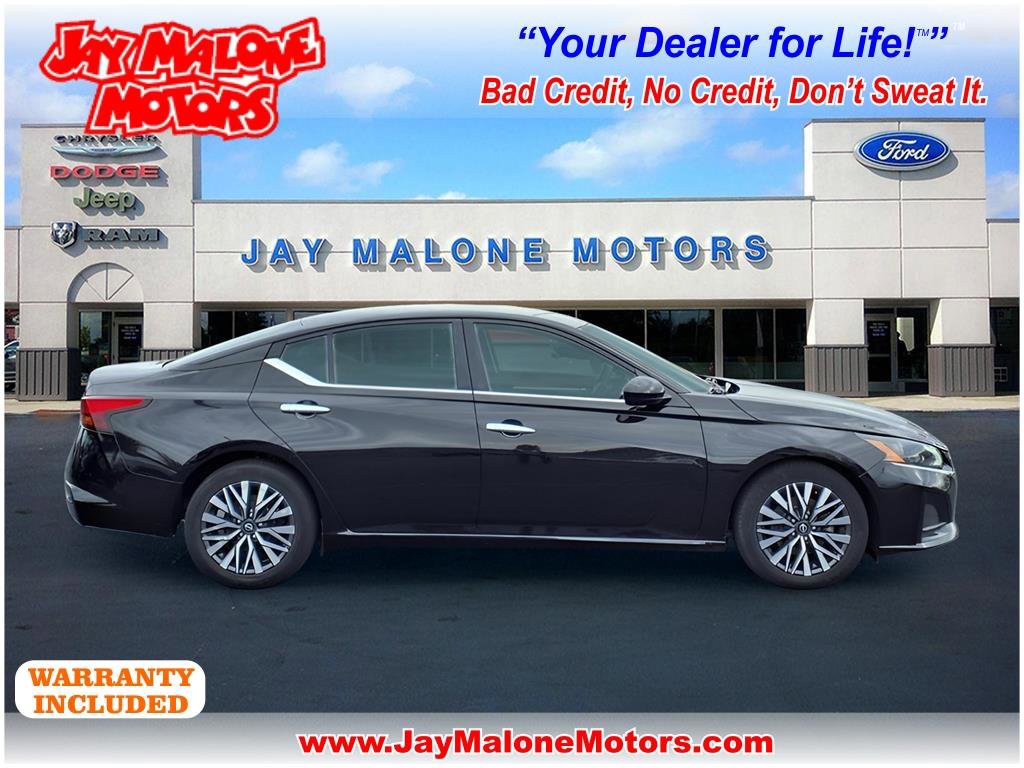 Used 2023 Nissan Altima 2.5 SV image 1