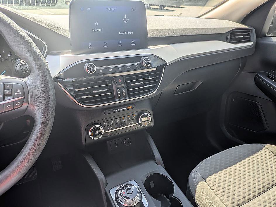 Used 2020 Ford Escape SE image 19