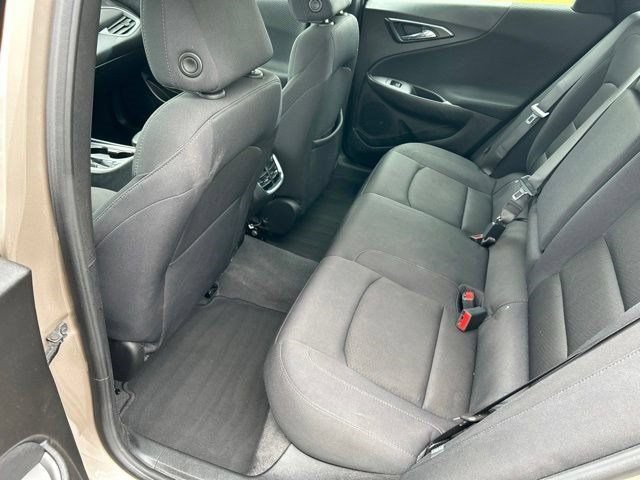 Used 2023 Chevrolet Malibu LT w/ Driver Confidence Package FWD image 32