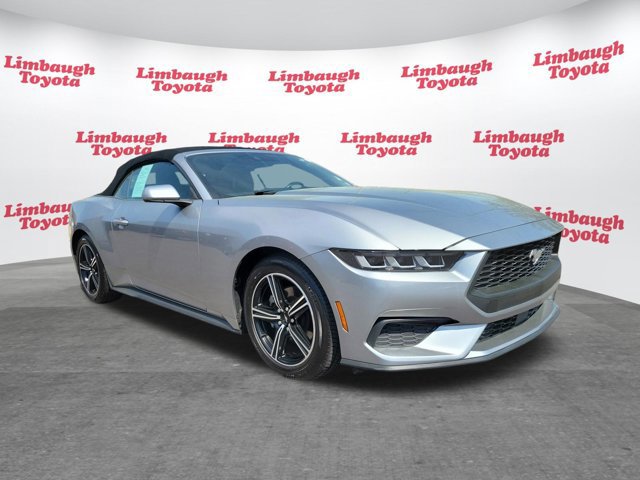 Used 2024 Ford Mustang Premium image 18
