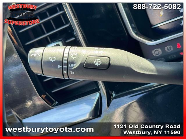 Used 2024 Chevrolet Silverado 1500 LT AWD/4WD image 23
