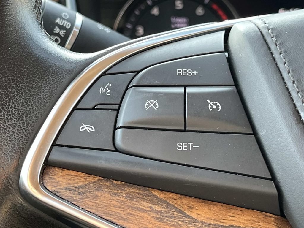 Used 2021 Cadillac XT5 Premium Luxury w/ Platinum Package FWD image 38
