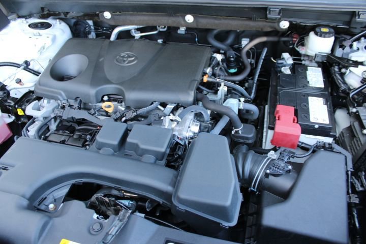 Used 2023 Toyota RAV4 XLE AWD/4WD image 26