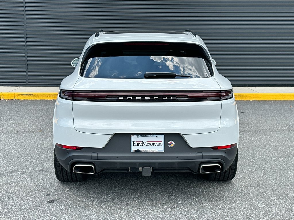 Certified 2026 Porsche Cayenne AWD/4WD image 17