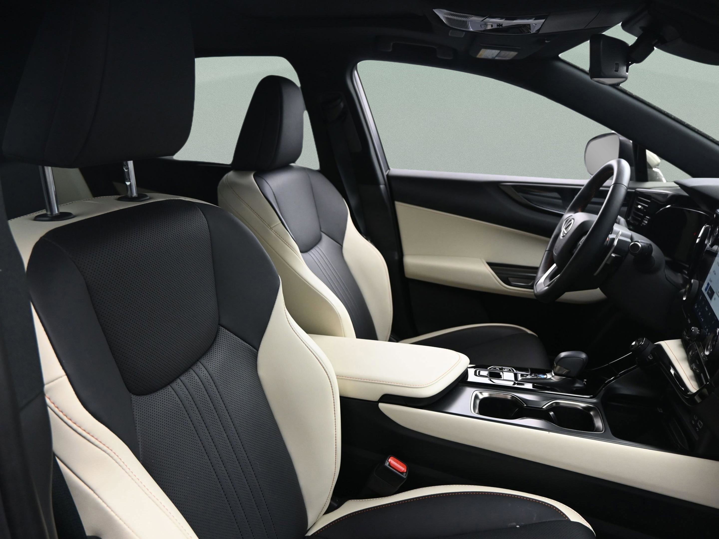 Used 2024 Lexus NX 350h AWD w/ Cold Area Package image 36