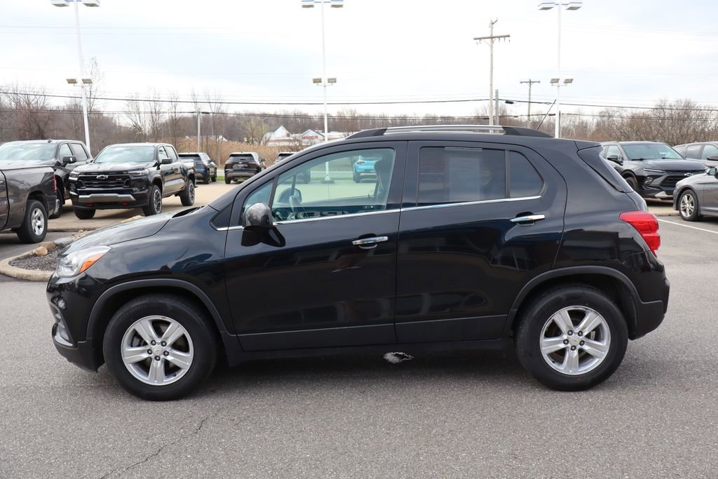 Used 2019 Chevrolet Trax LT w/ LT Convenience Package image 23