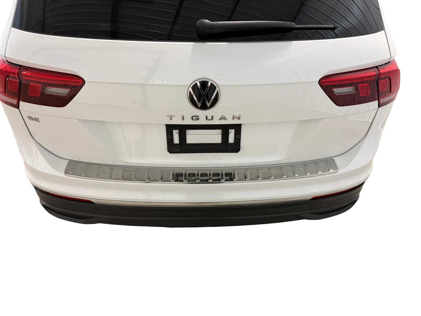 Certified 2023 Volkswagen Tiguan SE FWD image 16