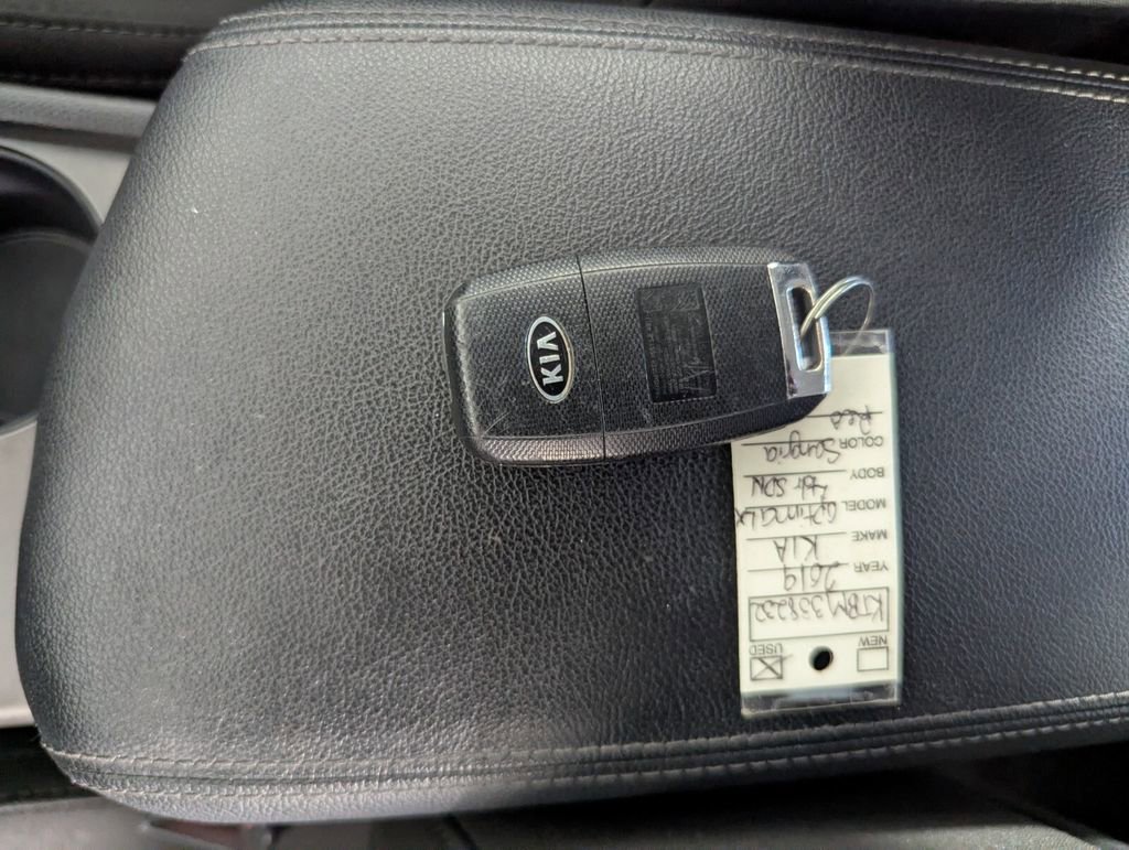 Used 2019 Kia Optima LX FWD image 25