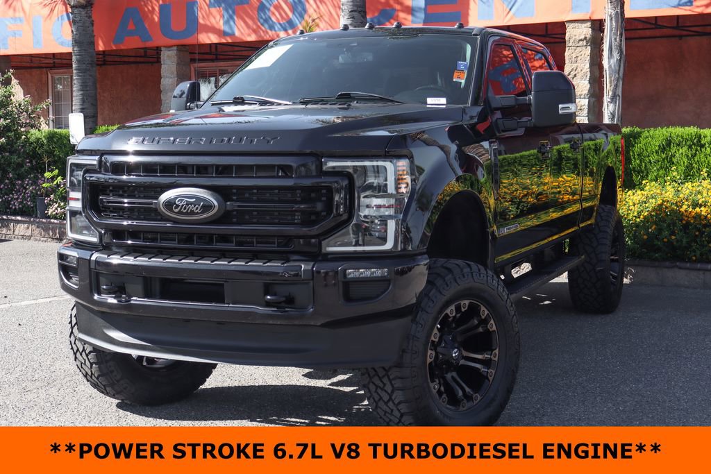 Used 2021 Ford F350 Lariat image 3