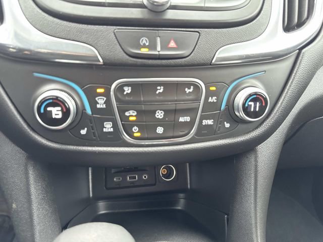 Used 2023 Chevrolet Equinox LT image 19