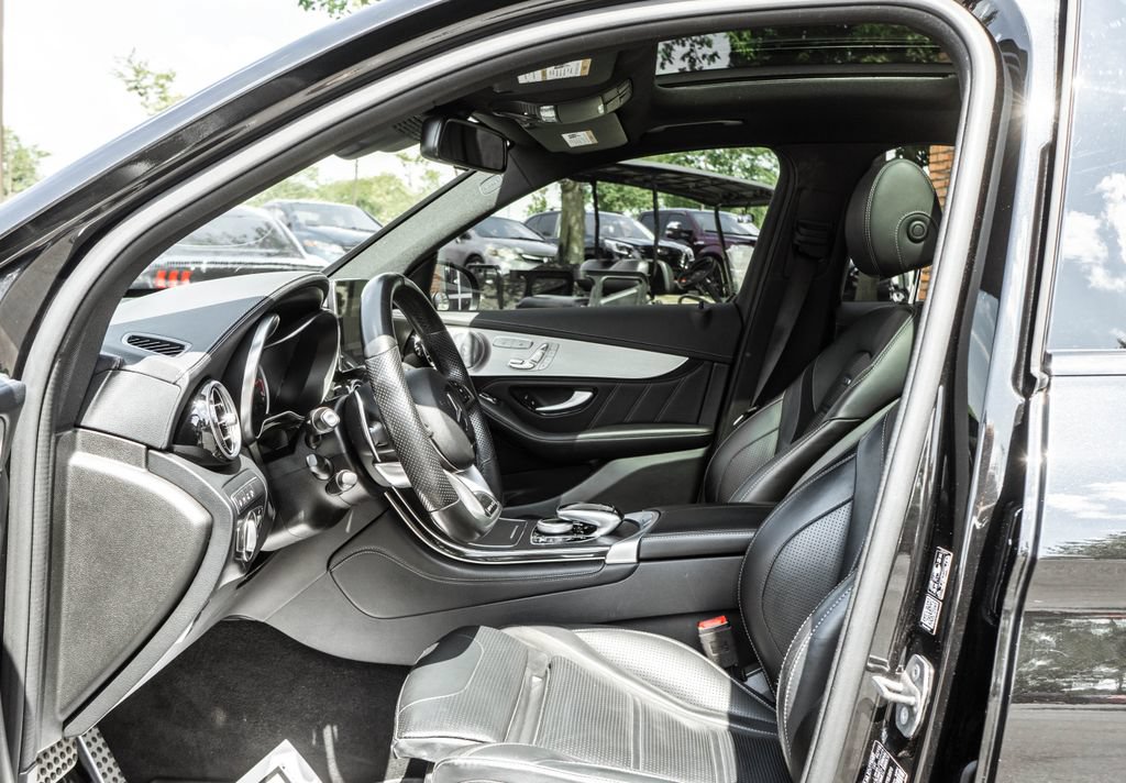 Used 2019 Mercedes-Benz GLC 63 AMG 4MATIC image 29
