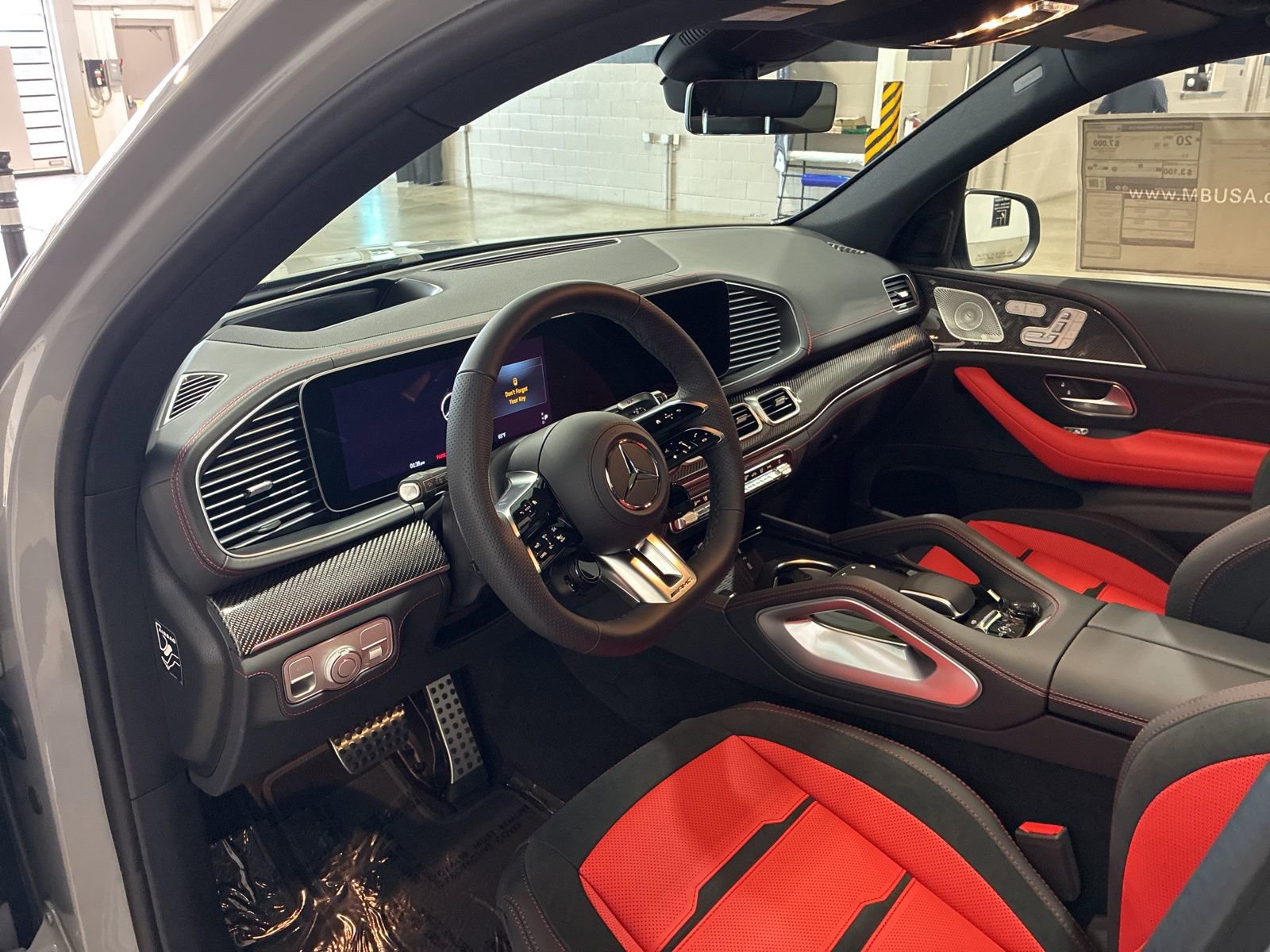 New 2026 Mercedes-Benz GLE 53 AMG 4MATIC image 9