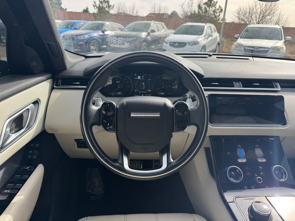Used 2020 Land Rover Range Rover Velar R-Dynamic S image 11