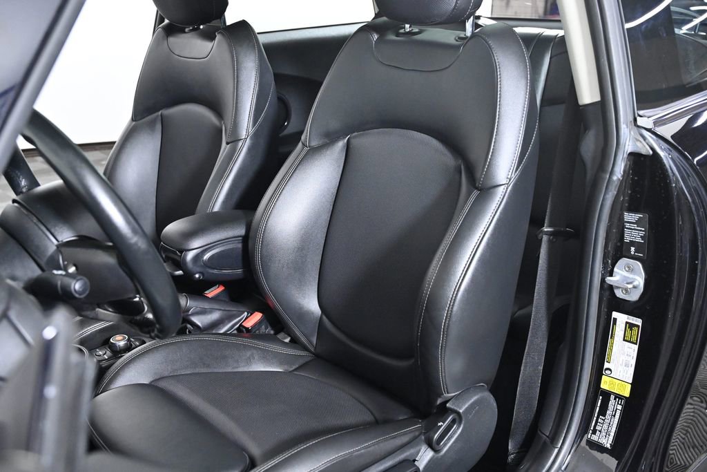 Used 2019 MINI Cooper S image 18